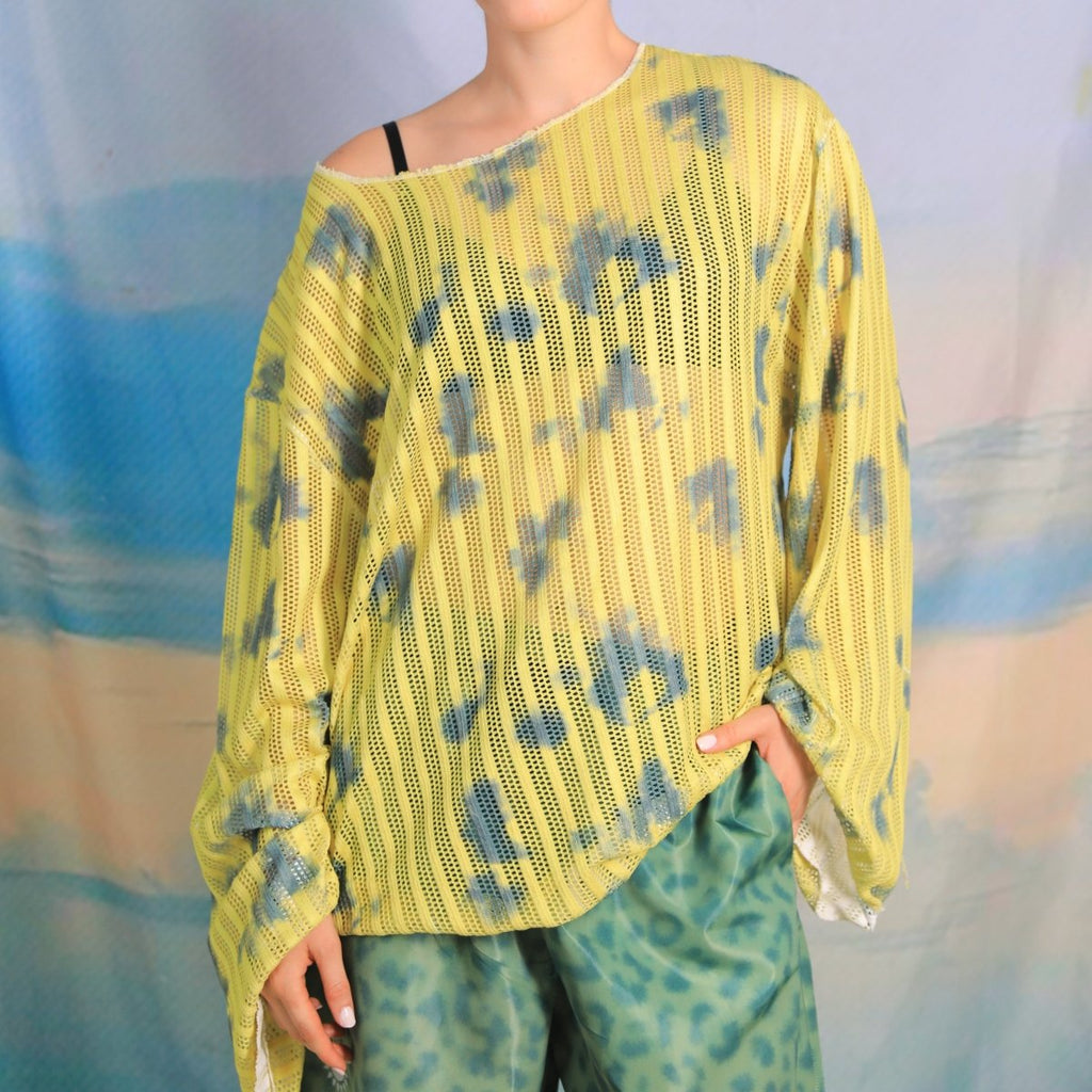 Yellow With Sky - Daco